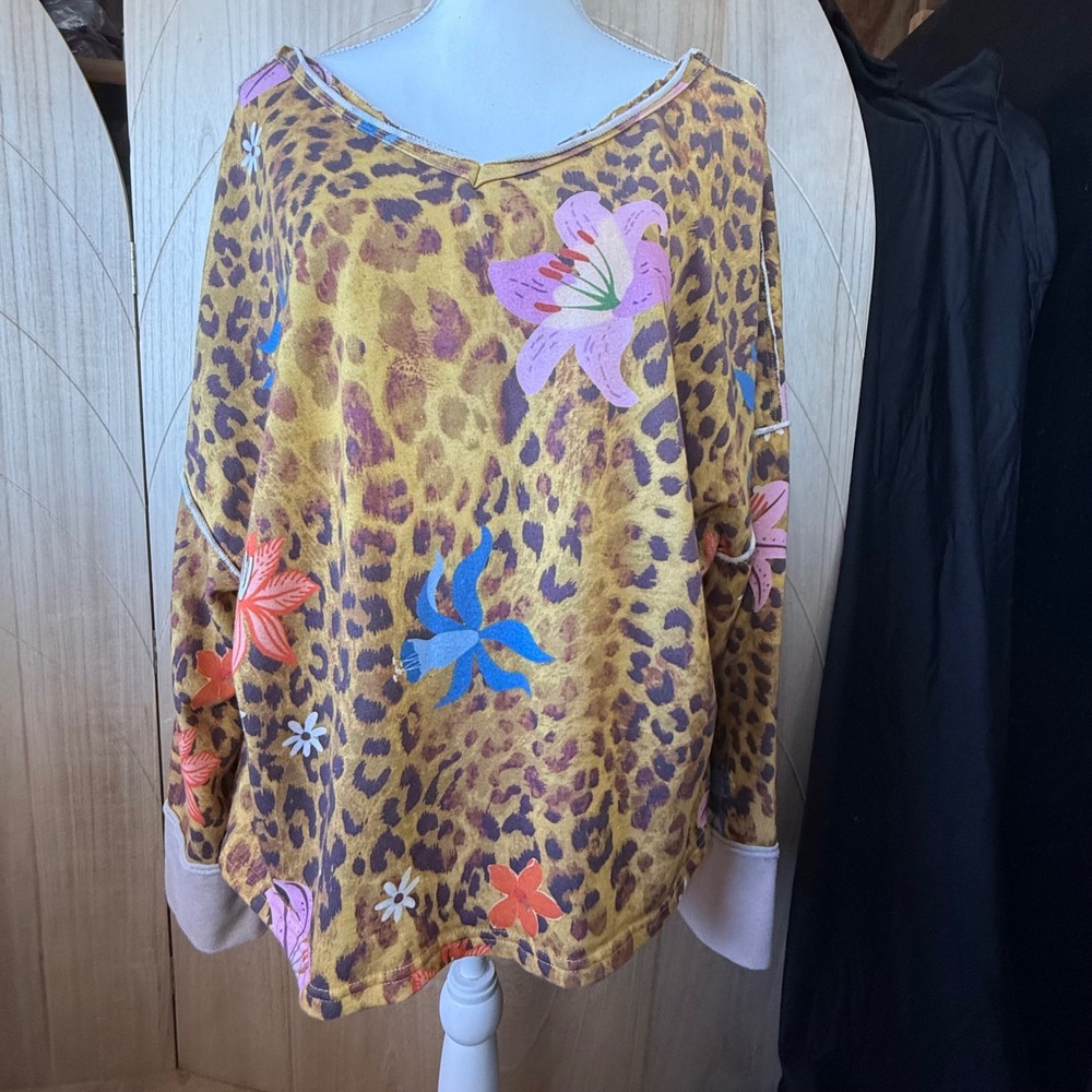 SHEIN Sweatshirt Womens Large Brown Leopard Floral V-Back Strap Pullover Top
